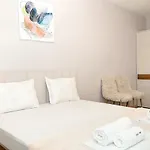 Stylish Flat With Parking Spot - St Constantine & Helena By Flat Mаnager * Saints Constantine and Helena
