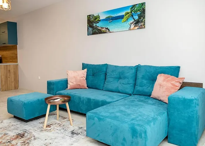 Appartement Stylish Flat With Parking Spot - St Constantine & Helena By Flat Mаnager