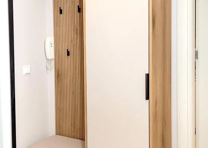 Stylish Flat With Parking Spot - St Constantine & Helena By Flat Mаnager *