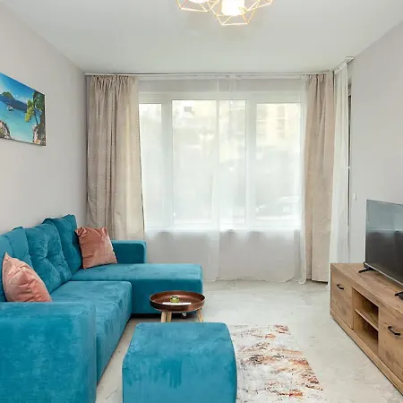 Apartman Stylish Flat With Parking Spot - St Constantine & Helena By Flat Mаnager