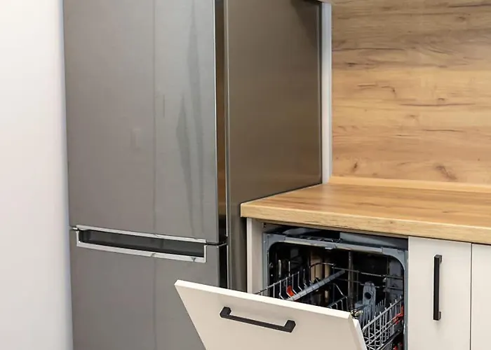 Stylish Flat With Parking Spot - St Constantine & Helena By Flat Mаnager * Szent Konstantin és Elena