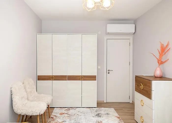 Appartement Stylish Flat With Parking Spot - St Constantine & Helena By Flat Mаnager