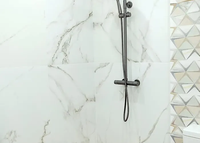 Apartman Stylish Flat With Parking Spot - St Constantine & Helena By Flat Mаnager *